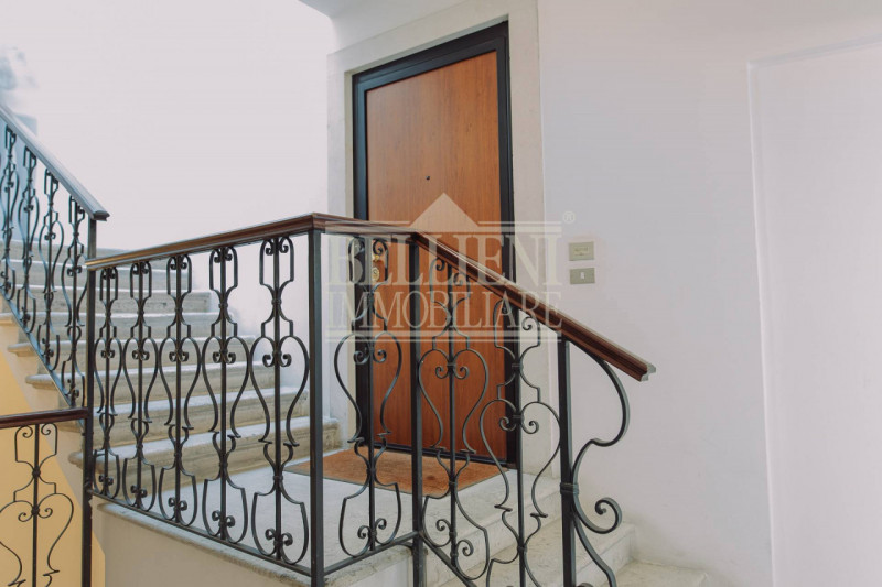 CENTRO STORICO: Nella via più prestigiosa e richiesta di Vicenza, in piccola palazzina cinquecent...