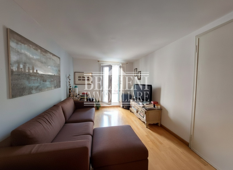 CENTRO STORICO: in contesto signorile e ben abitato proponiamo in locazione un mini appartamento ...