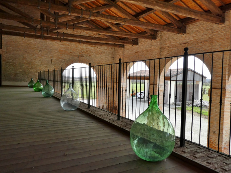 CASALE RISTRUTTURATO IN BIOEDILIZIA CON ATTIVITA' DI B&B PIU' ABITAZIONE E CAMPI AGRICOLI A VICEN...