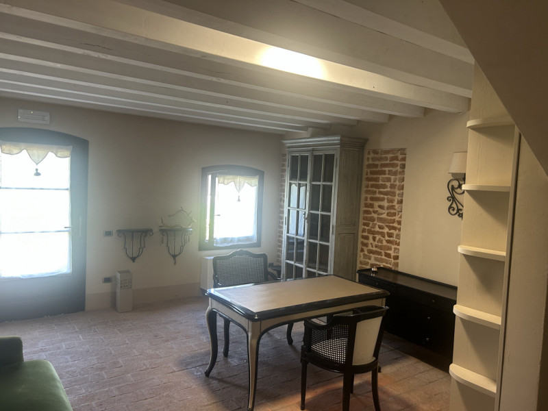 Uffici di Prestigio in Villa Storica del Seicento – Un’Occasione Rara a Lissaro di Mestrino.

In ...