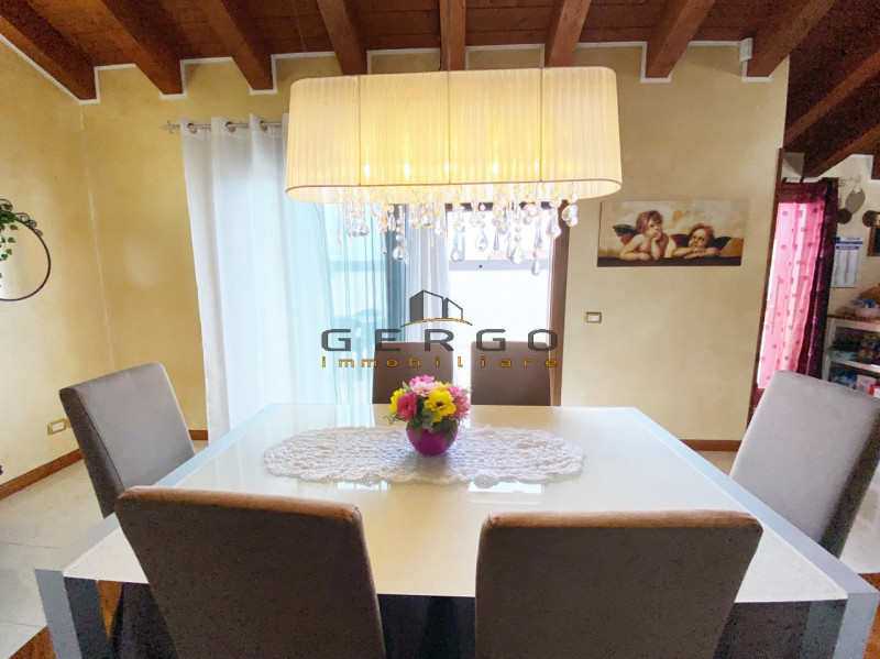 (Per INFO Mara 3481536890) A Monastier di Treviso, in posizione centralissima e servita da ogni t...