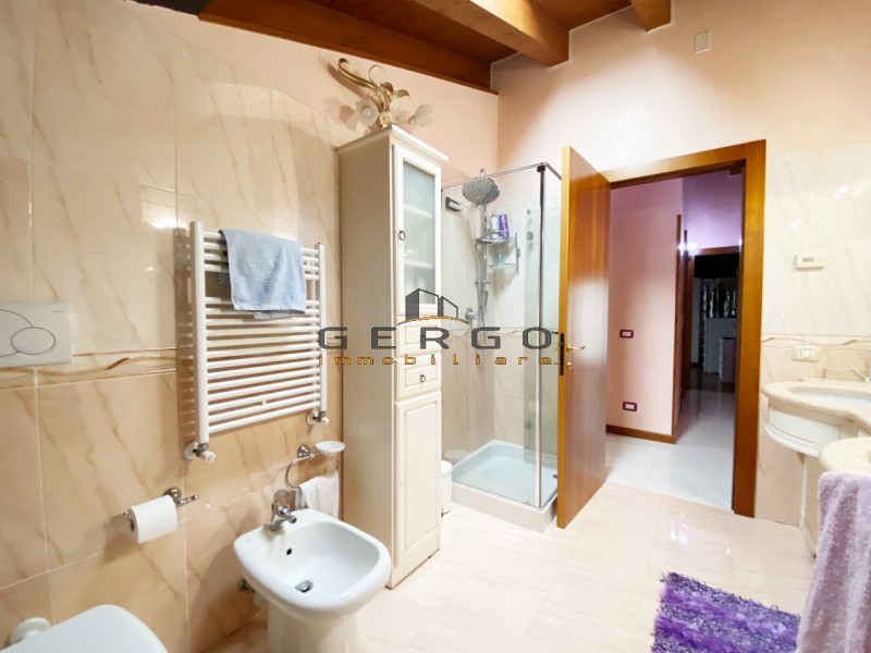 (Per INFO Mara 3481536890) A Monastier di Treviso, in posizione centralissima e servita da ogni t...