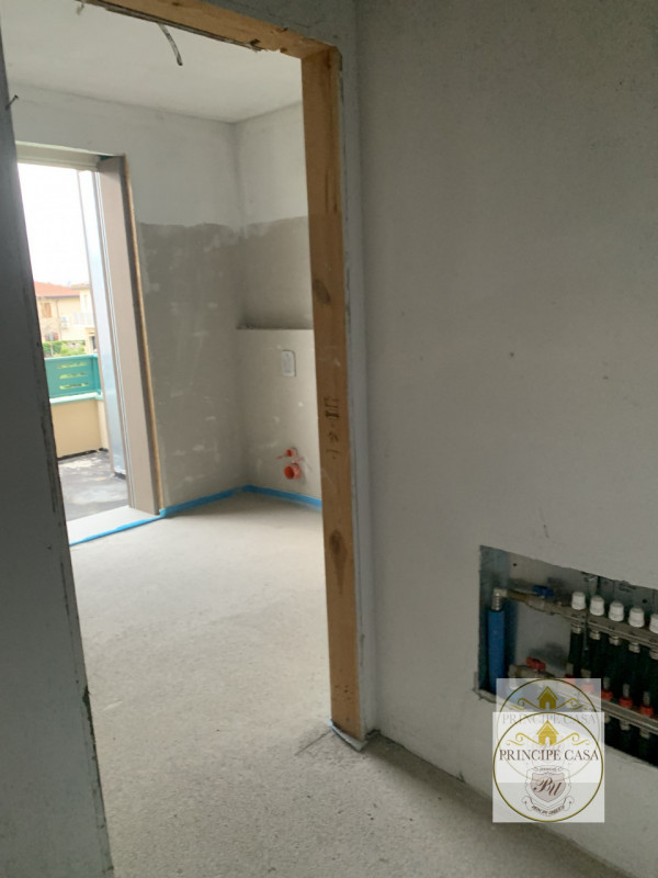 CSz.124 Quartiere residenziale comodo ai servizi, accoglie complesso abitativo composto da n.5 un...