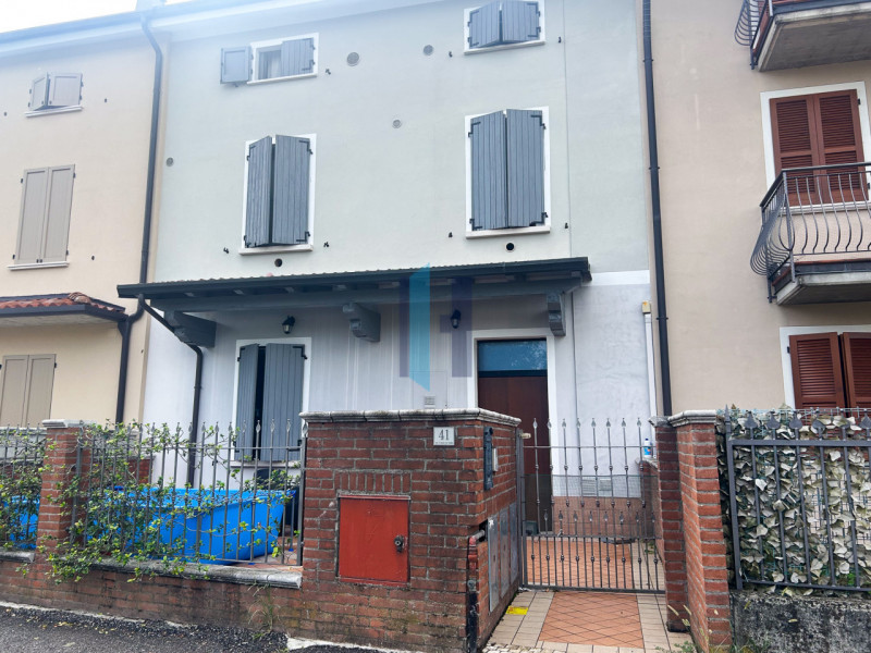 VENDITE Rustico e Casa a Travagliato – foto 1