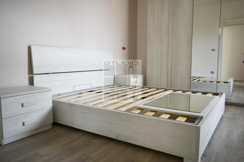 In un contesto di sole 4 unità abitative, proponiamo appartamento COMPLETAMENTE RISTRUTTURATO.
La...