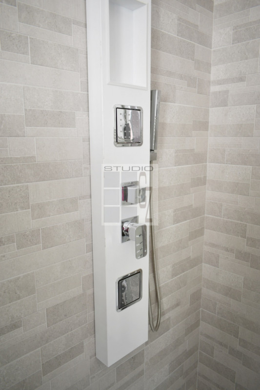 In un contesto di sole 4 unità abitative, proponiamo appartamento COMPLETAMENTE RISTRUTTURATO.
La...