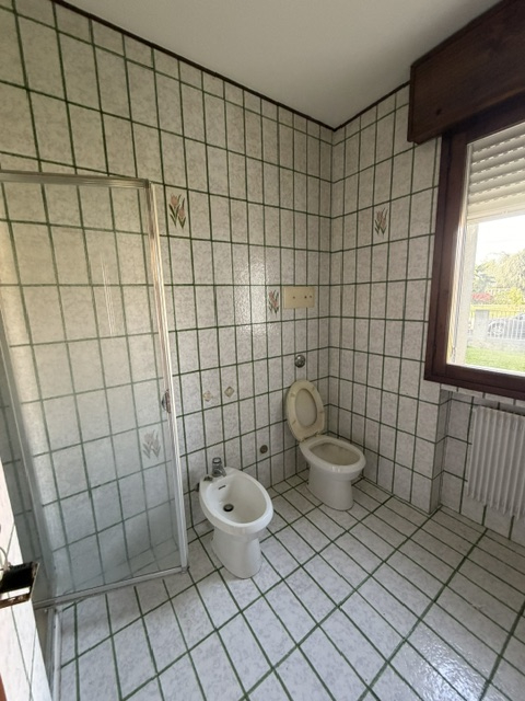 Mestrino: Affittasi appartamento IN TRIFAMILIARE al piano rialzato, l'immobile ampio e luminoso è...