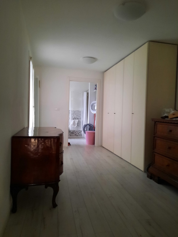 MIDI LOFT ARREDATO E CON POSTO AUTO, PIANO TERRA, INGRESSO INDIPENDENTE! Rif. 7732
In centralissi...