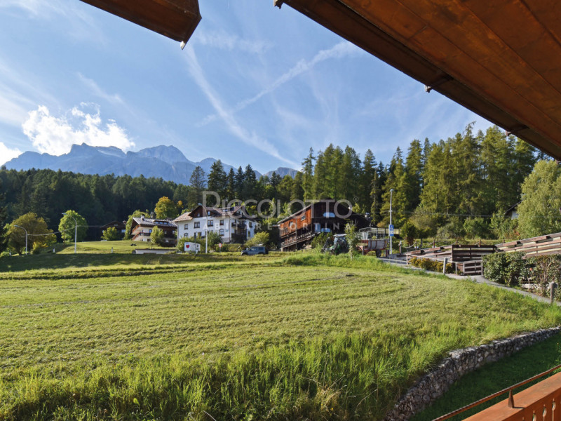 Rif. A4729 
Cortina d'Ampezzo, Località Ronco, a dieci minuti dal centro, appartamento appena ris...