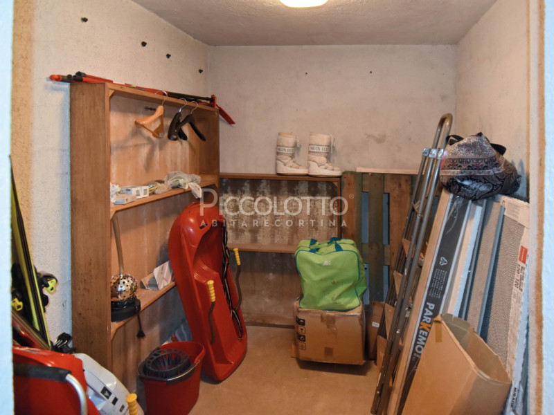 Rif. A4729 
Cortina d'Ampezzo, Località Ronco, a dieci minuti dal centro, appartamento appena ris...