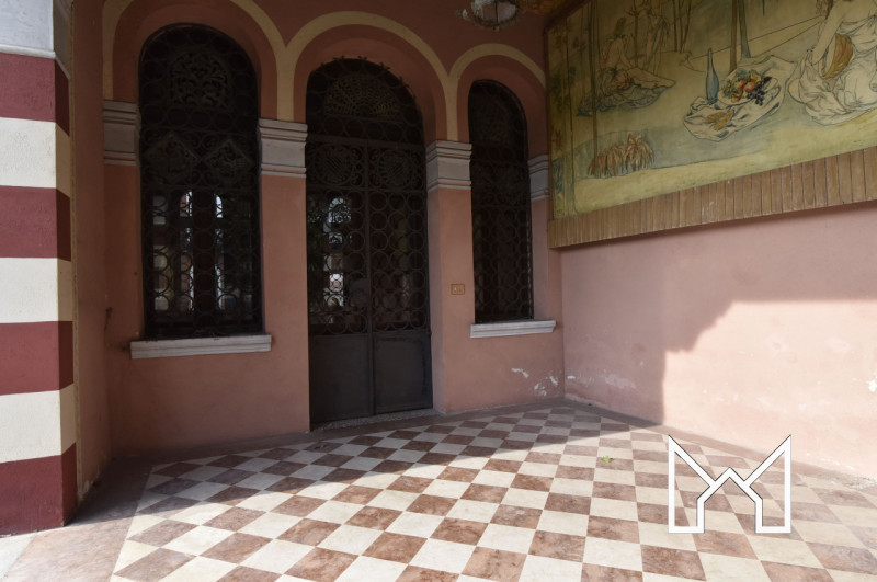 SEMONZO- Nel cuore della Pedemontana, collocata tra il bassanese e l'asolano, proponiamo villa in...