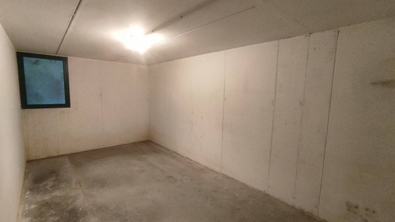 AFFITTO a Campo San Martino in ottima posizione in centro a Marsango NEGOZIO di circa 50 mq al pi...