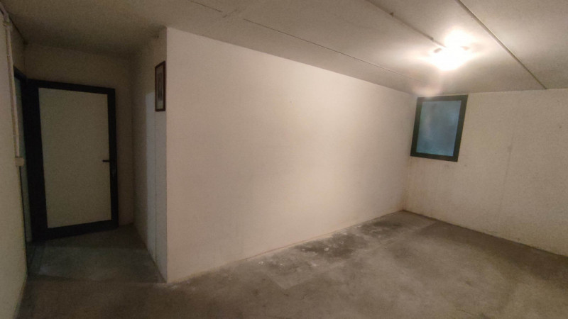 AFFITTO a Campo San Martino in ottima posizione in centro a Marsango NEGOZIO di circa 50 mq al pi...