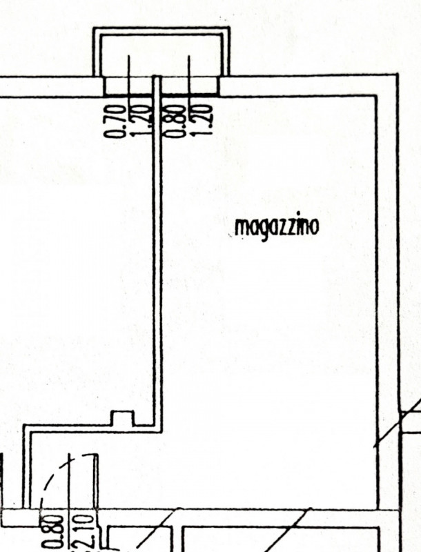 AFFITTO a Campo San Martino in ottima posizione in centro a Marsango NEGOZIO di circa 50 mq al pi...