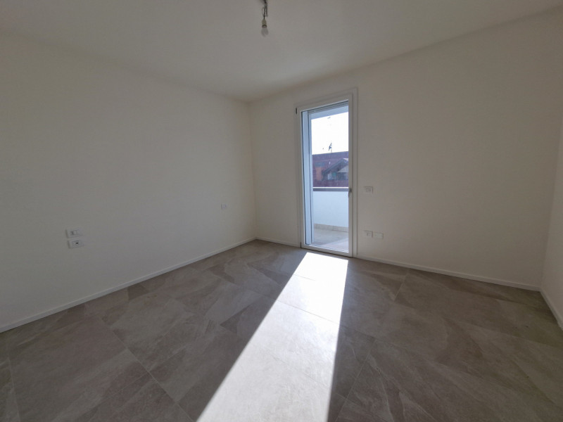 A SAN CARLO, in posizione tranquilla ad un passo da tutti i servizi, proponiamo questo bellissimo...