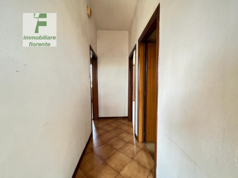 SE VUOI L'INDIPENDENZA QUESTA E' LA SOLUZIONE ADATTA A TE...SU UN LOTTO di MQ 267 CASA SINGOLA......