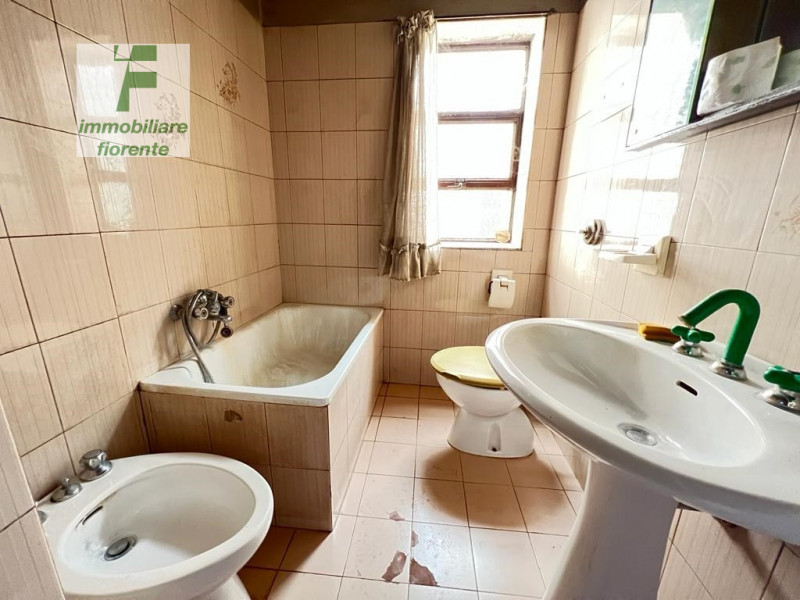 SE VUOI L'INDIPENDENZA QUESTA E' LA SOLUZIONE ADATTA A TE...SU UN LOTTO di MQ 267 CASA SINGOLA......