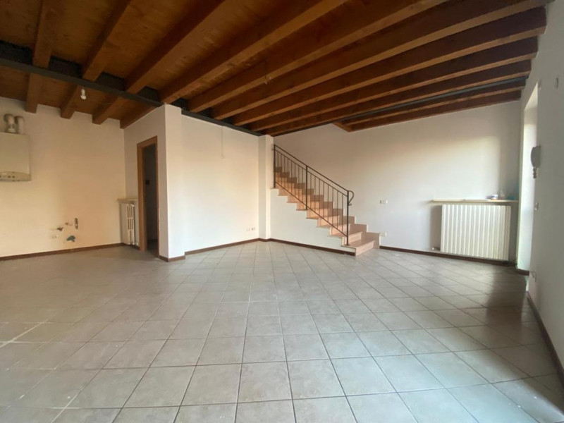 Mozzecane Vendita Casa a schiera porzione centrale