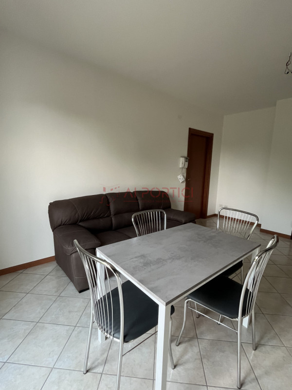 PIOVE DI SACCO – APPARTAMENTO ARREDATO COMPLETAMENTE, ubicato al piano secondo in palazzina dotat...
