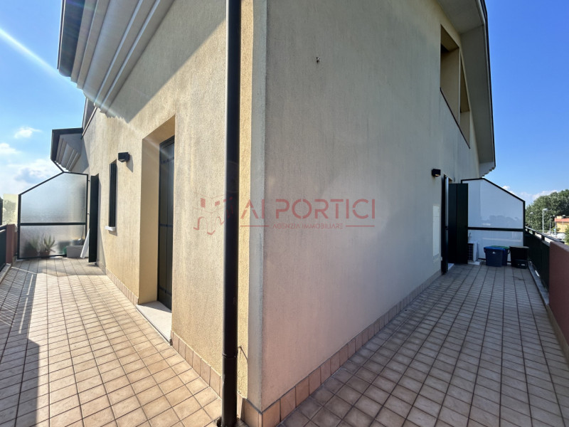 PIOVE DI SACCO – APPARTAMENTO ARREDATO COMPLETAMENTE, ubicato al piano secondo in palazzina dotat...