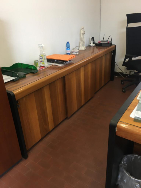 Proponiamo in locazione un ampio capannone situato nel comune di Limena (PD), ideale per attività...