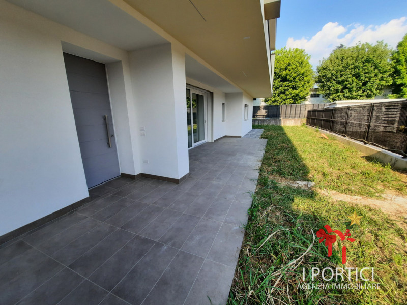 Trebaseleghe- 

In zona tranquilla e residenziale a Trebaseleghe, proponiamo l’ultimo appartament...