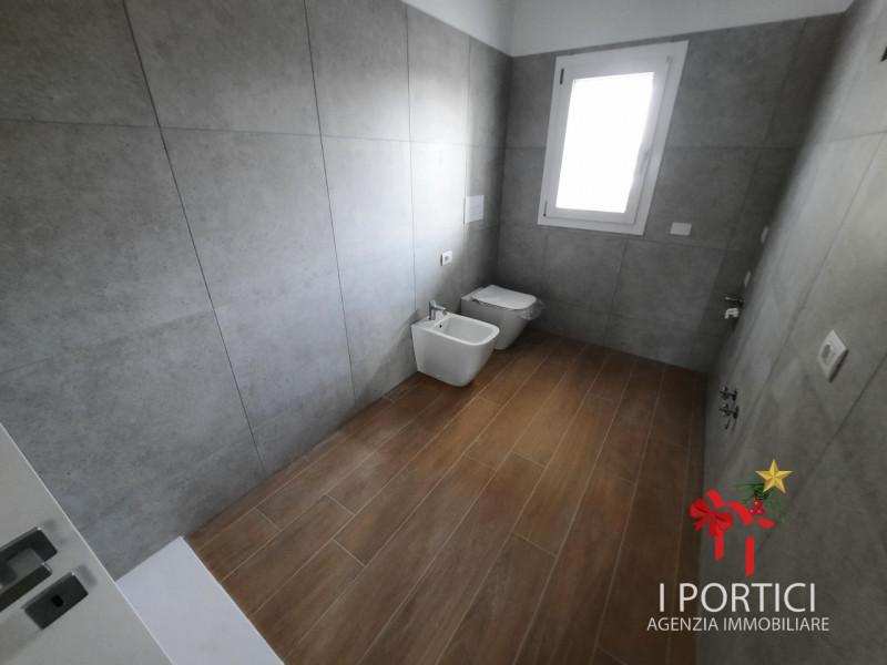 Trebaseleghe- 

In zona tranquilla e residenziale a Trebaseleghe, proponiamo l’ultimo appartament...