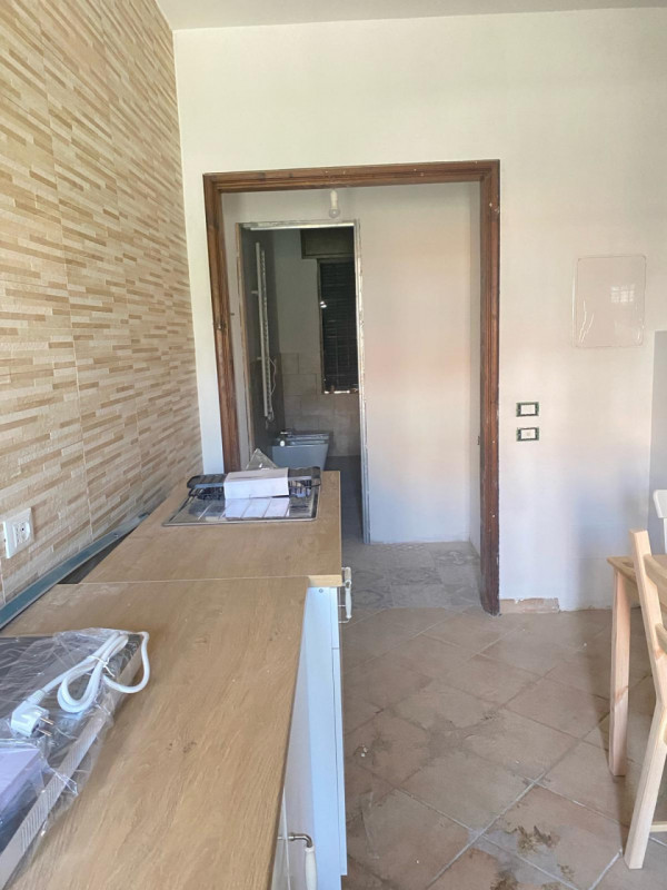 Oggi ti portiamo a scoprire un immobile che è molto più di un semplice appartamento: è una soluzi...