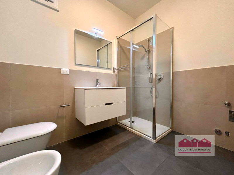 CENTRO STORICO: UN ROMANTICO MA MODERNO APPARTAMENTO IN PIENO CENTRO STORICO, A DUE PASSI DA PIAZ...