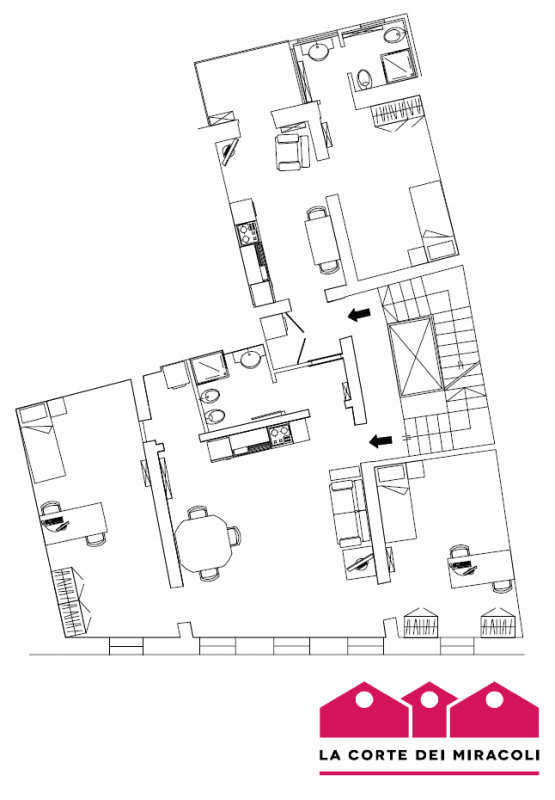 CENTRO STORICO: SITUATO IN UNA POSIZIONE DAVVERO SPLENDIDA, CON AFFASCINANTE AFFACCIO SUL FIUME E...