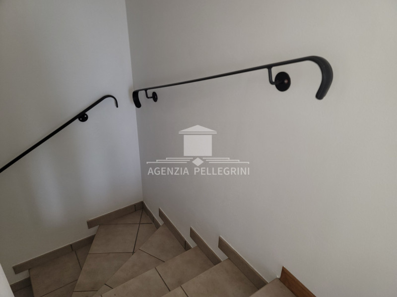 VICENZA – Casa accostata con giardino. Si trova in zona residenziale molto comoda alla base ameri...