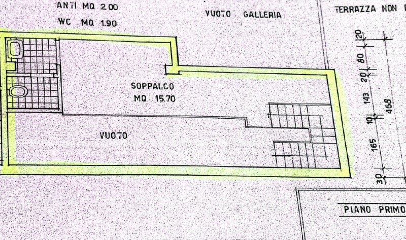 Abano Terme, in zona pedonale, attività di parrucchiera con ottimo avviamento, attrezzature e arr...