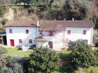 Casa colonica con fienile e terreno, collina montopoli pisa