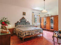 Casa colonica con fienile e terreno, collina montopoli pisa