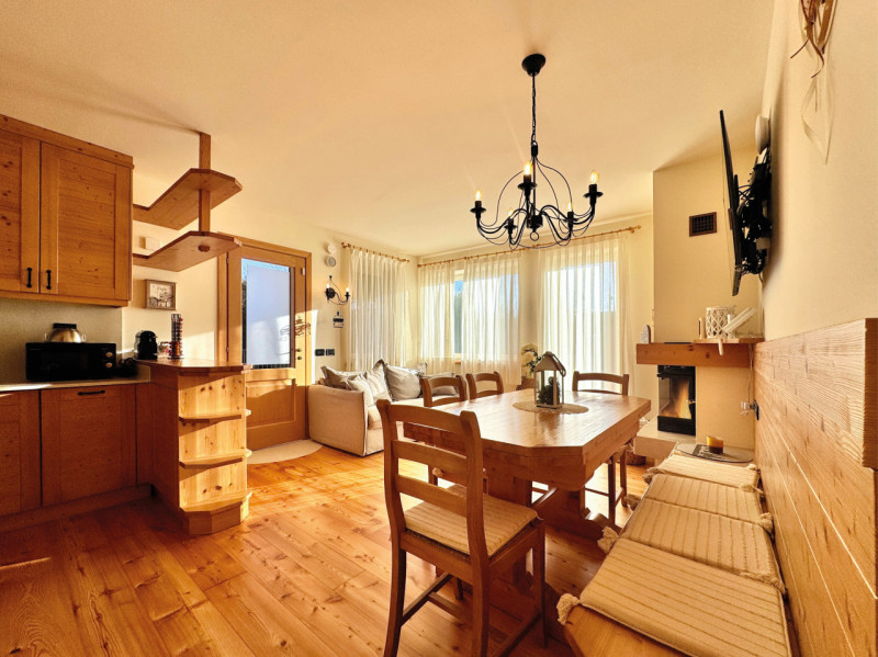 Asiago Immobiliare propone questa rivendita in esclusiva nel contesto Residenziale di Borgo Ecche...