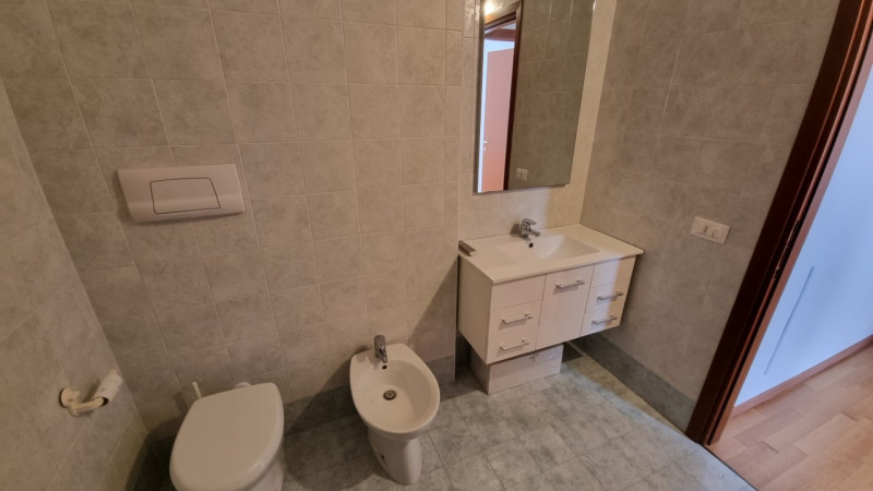 Teolo San Biagio affittasi appartamento arredato ultimo piano con ascensore recente costruzione. ...