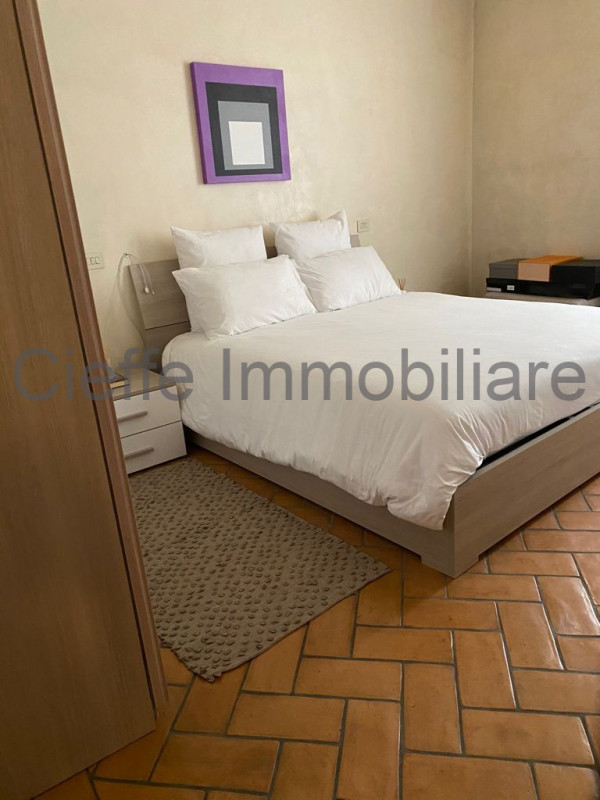 A partire da FEBBRAIO 2026, questo splendido appartamento trilocale offre un perfetto equilibrio ...