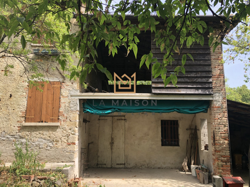 NOSTRA PROPOSTA: Alle pendici del centro storico di Asolo, in contesto riservato ma vicino alle p...