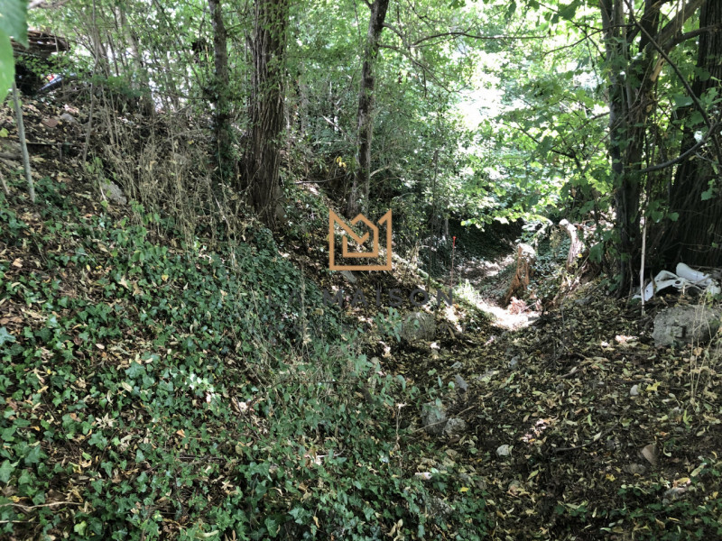 NOSTRA PROPOSTA: Alle pendici del centro storico di Asolo, in contesto riservato ma vicino alle p...