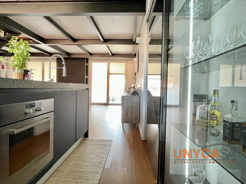 SELVAZZANO DENTRO: Per chi è alla ricerca di un immobile pregiato e con grandi spazi abitativi, p...