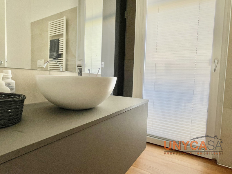 SELVAZZANO DENTRO: Per chi è alla ricerca di un immobile pregiato e con grandi spazi abitativi, p...