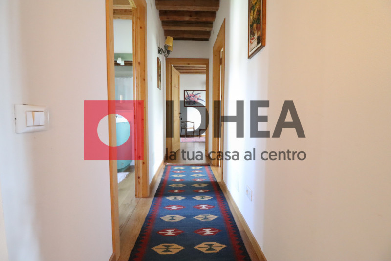 SPRESIANO - VISNADELLO:

In vendita a Visnadello un edificio di notevole interesse storico archit...