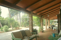 Casale con dependance, terreno e piscina in vendita nelle colline pisane, toscana