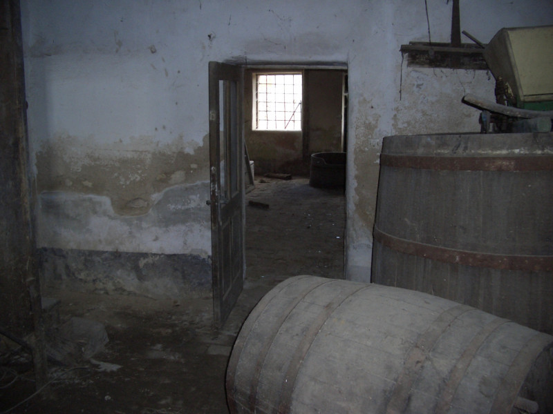 PORZIONE INDIPENDENTE DI RUSTICO DA RISTRUTTURARE IN VENDITA A SOVIZZO COLLE, LOCALITA' VIGO - Ri...