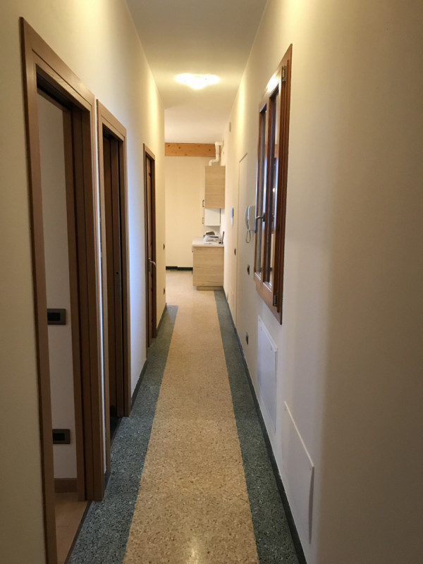 VO': In una palazzina storica completamente ristrutturata, a due minuti dal centro di Vo' e in zo...