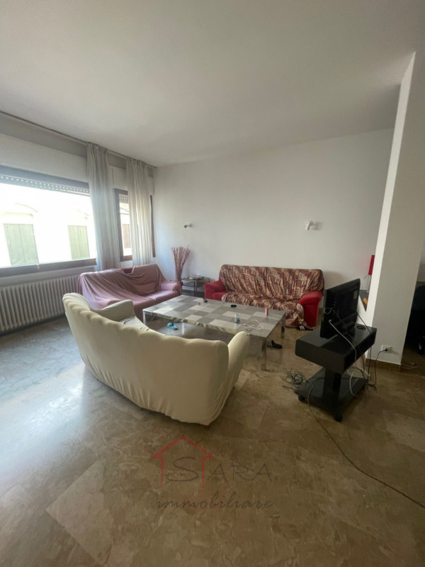 Padova – Centro Storico

Sara Immobiliare propone in locazione 1 posto letto in camera doppia, al...