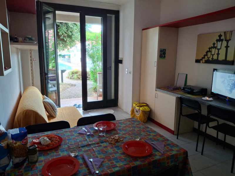 OCCASIONE DA NON PERDERE!
Abbiamo a disposizione piu' appartamenti a 900 mt dalla SPIAGGIA. Ottim...