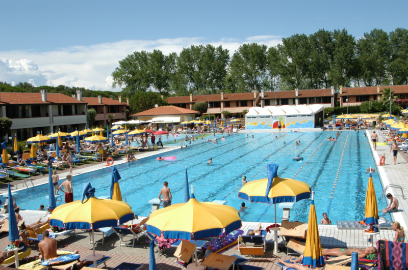 OCCASIONE DA NON PERDERE!
Abbiamo a disposizione piu' appartamenti a 500 mt dalla SPIAGGIA. Ottim...