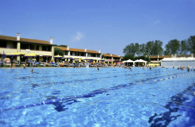 OCCASIONE DA NON PERDERE!
Abbiamo a disposizione piu' appartamenti a 500 mt dalla SPIAGGIA. Ottim...