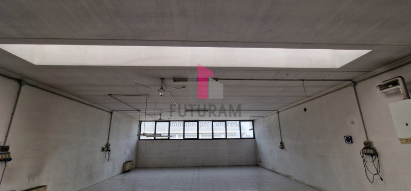 Dueville rif. 202MAT.FUTURAM  tel 0444310220 - 3929183796

Vendesi laboratorio di 240 mq, al pian...